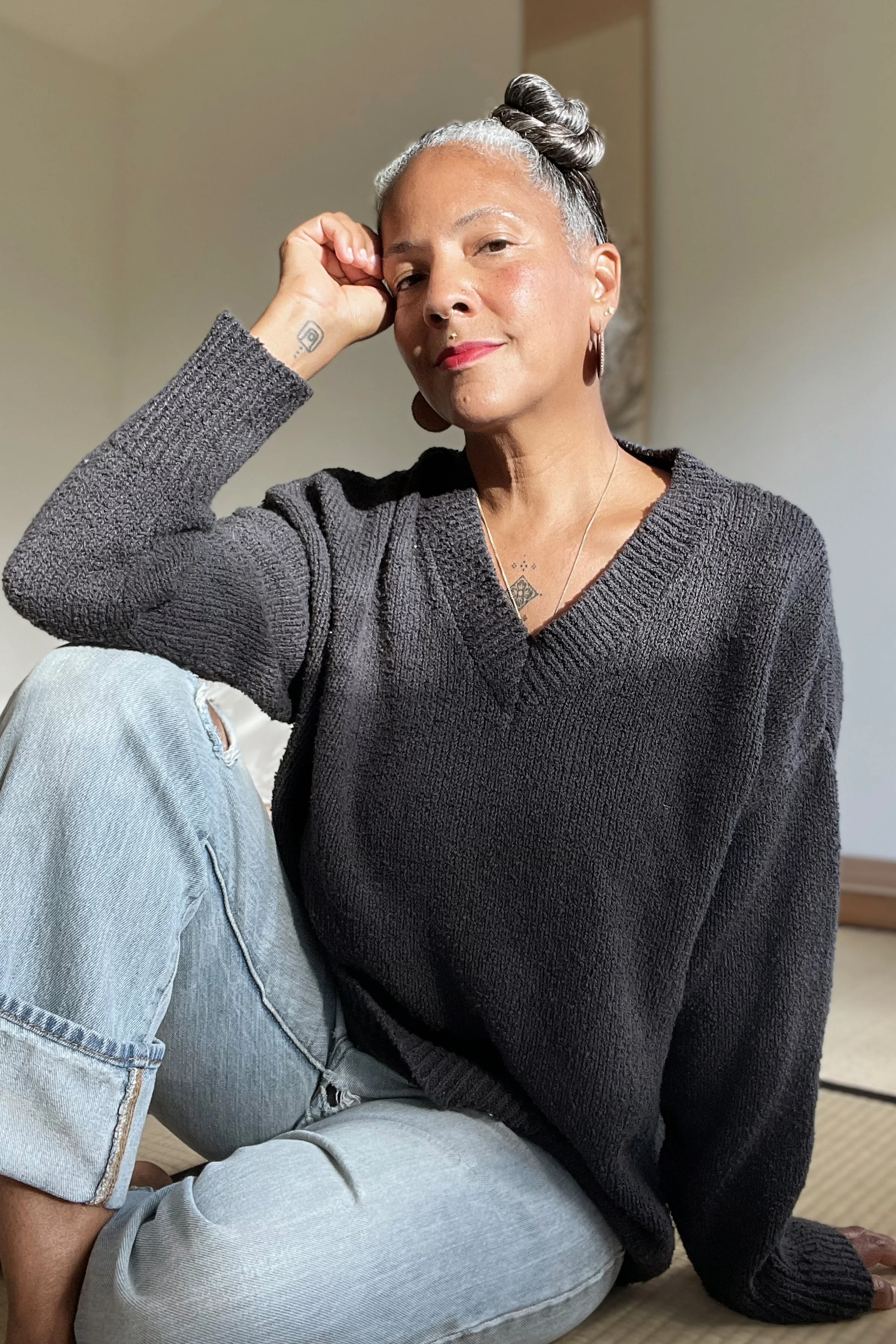 Vera V-Neck Sweater - Image 5